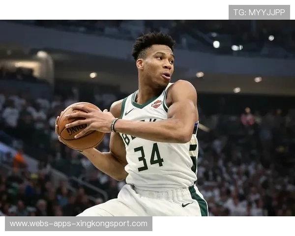 关键时刻谁怕谁?字母哥单节收割比赛,独行侠无力回天 关键时刻谁怕谁?字母哥单节收割比赛,独行侠无力回天