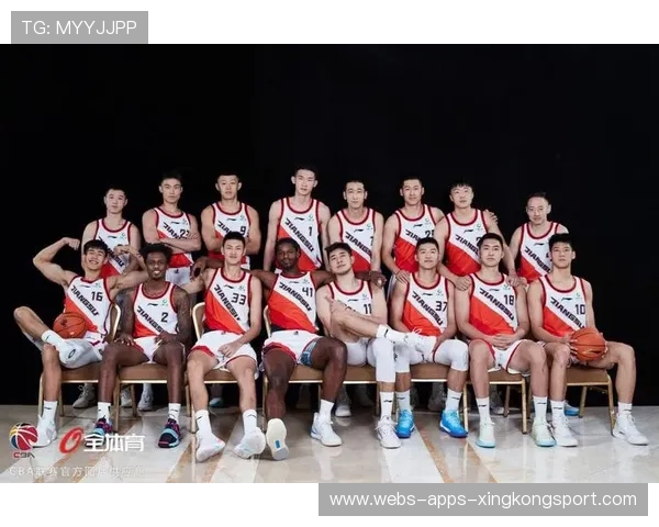 江苏肯帝亚季后赛席位稳固，孙铭徽与吴冠希合力带队前行